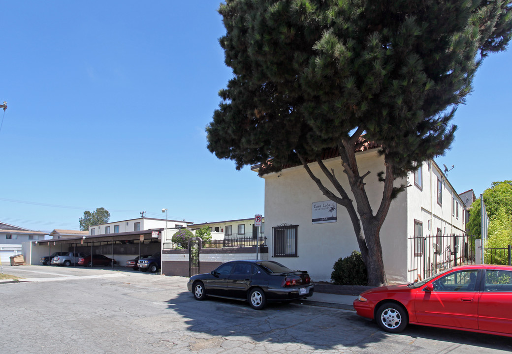 Casa Lobelia Apartments in Oxnard, CA - Building Photo