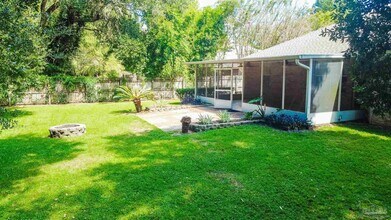 5534 Berrybrook Cir in Milton, FL - Building Photo - Building Photo