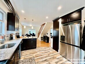 72 Edenfield Ave in Watertown, MA - Building Photo - Building Photo
