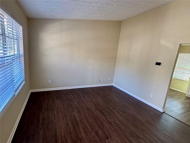 3972 Glenwood Downs Ln in Decatur, GA - Building Photo - Building Photo