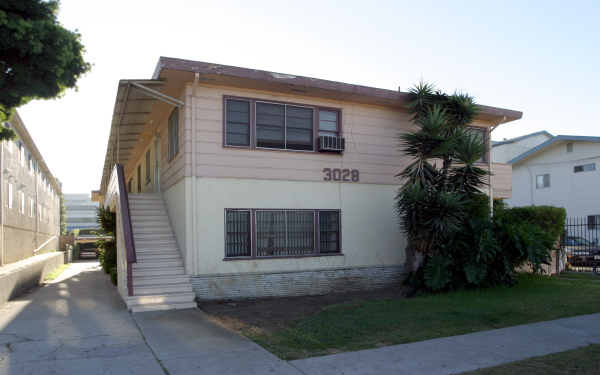 3028 Livonia Ave in Los Angeles, CA - Building Photo - Building Photo