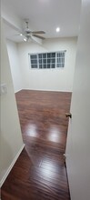 1814 Grismer Ave, Unit Apt D in Burbank, CA - Foto de edificio - Building Photo