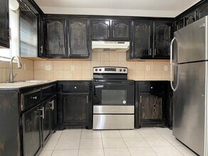 1717 German Ave, Unit 3 in Edinburg, TX - Building Photo - Building Photo