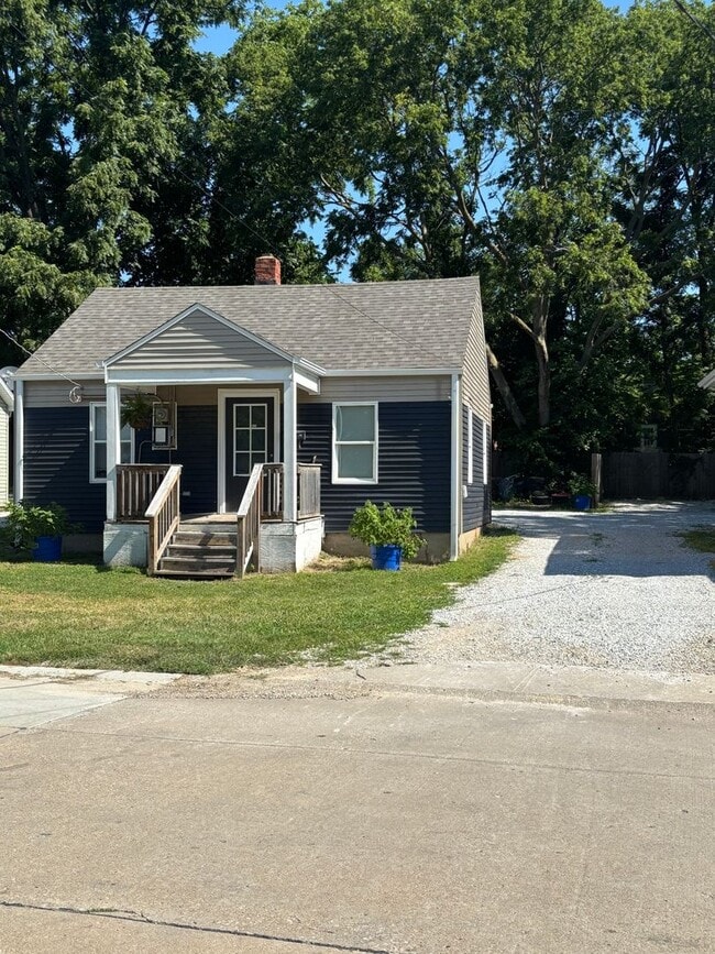 209 Hickman Ave in Columbia, MO - Building Photo - Building Photo