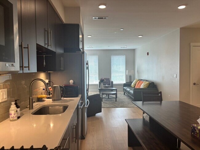 1975 Massachusetts Ave in Cambridge, MA - Building Photo - Building Photo