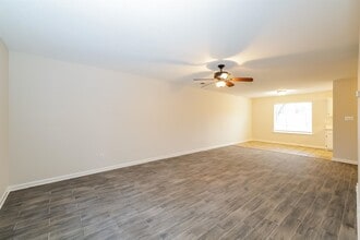 4793 Northwood Hills Dr in Memphis, TN - Building Photo - Building Photo