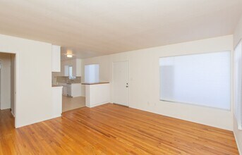 4262 Kendall St in San Diego, CA - Building Photo - Building Photo