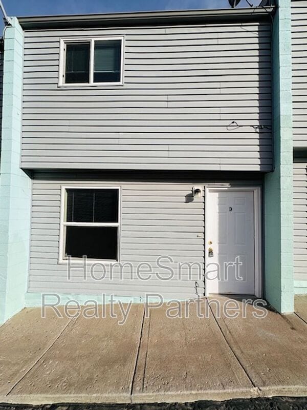 property at 165 D Grn