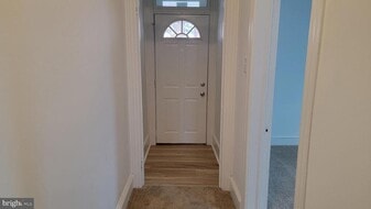 105 Fairview Ave in Waynesboro, PA - Building Photo