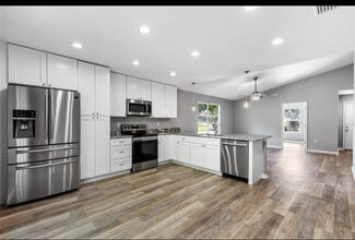 11932 NW 74 Terrace in Alachua, FL - Building Photo - Building Photo