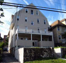 74-76 Robertson Ave Apartamentos