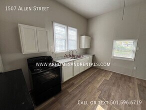 1507 Allen St in North Little Rock, AR - Building Photo - Building Photo