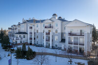 Country Village Bay in Calgary, AB - Building Photo - Building Photo