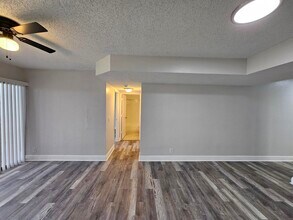 1500 Windorah Way in Royal Palm Beach, FL - Building Photo - Building Photo