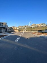 27321 Encore Wy in Valencia, CA - Building Photo - Building Photo