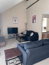 1219 E Cottonwood Hills Dr in Sandy, UT - Building Photo - Building Photo