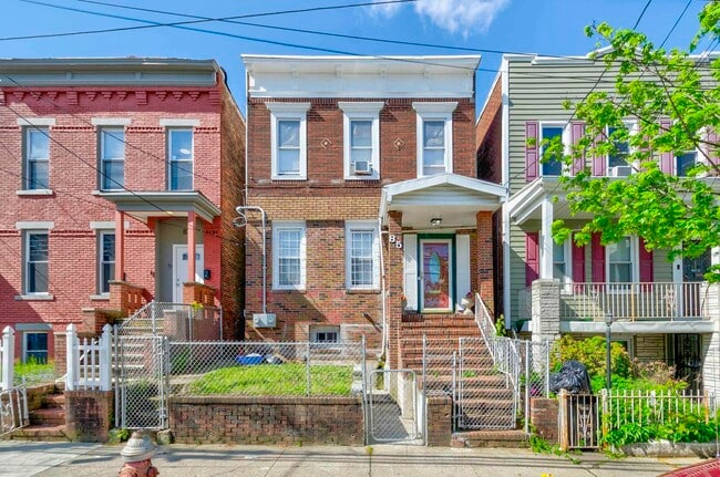 property at 85 Woodlawn Ave