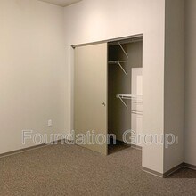 2400 E Boston St in Seattle, WA - Building Photo - Building Photo