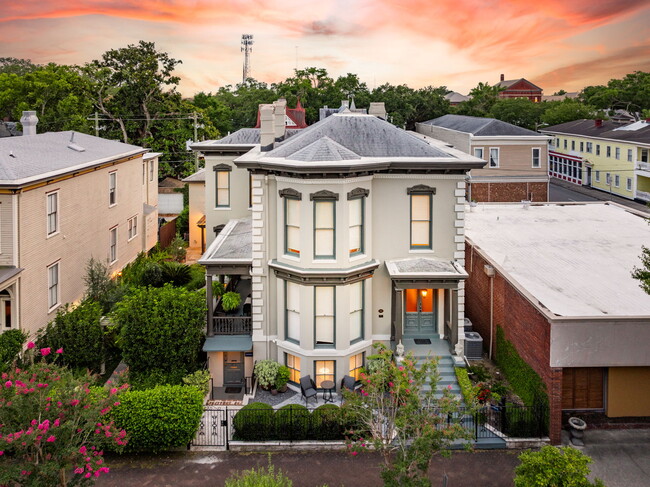 17 W Park Ave in Savannah, GA - Building Photo - Building Photo