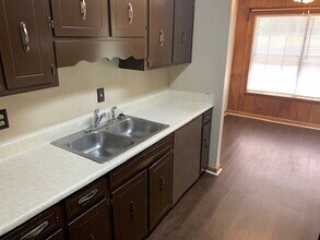 708 Meadow Ct in Fort Walton Beach, FL - Building Photo - Building Photo