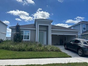 271 Bottle Brush Dr in Haines City, FL - Building Photo - Building Photo