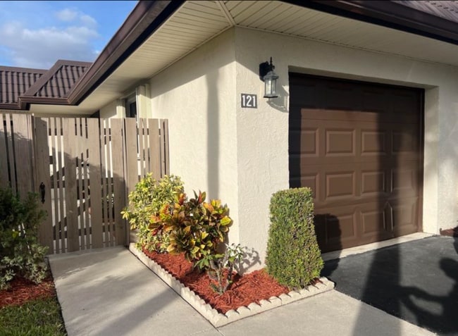 property at 121 Lake Paula Dr