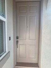 430 Caminito Azul in Vista, CA - Building Photo - Building Photo