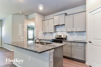 4439 Meadowland Pl in San Antonio, TX - Building Photo - Building Photo