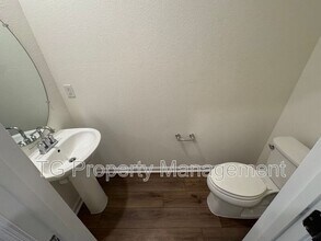 9877 Fiddleback Ln in Jacksonville, FL - Building Photo - Building Photo