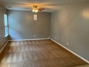 734 McNamara Ln in Columbia, SC - Building Photo - Building Photo