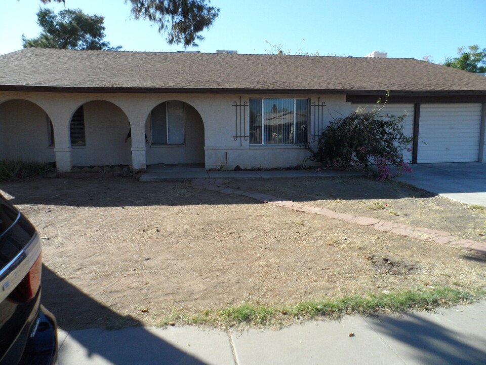 11022 N 45th Ln in Glendale, AZ - Building Photo