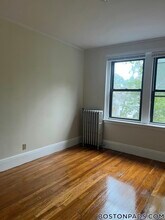 349 Pleasant St in Malden, MA - Building Photo - Building Photo