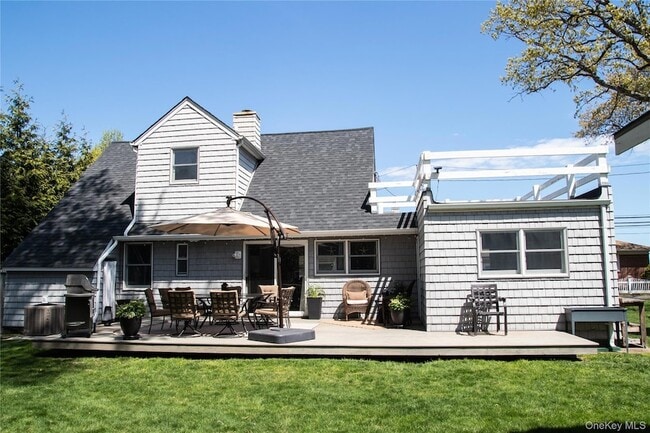 4 Shorewood Dr in Bayville, NY - Building Photo - Building Photo