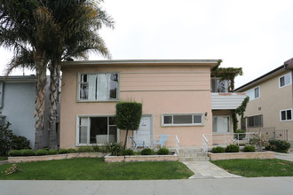 240 S Rexford Dr in Beverly Hills, CA - Building Photo - Building Photo