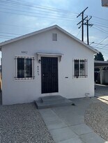 8860 S Central Ave in Los Angeles, CA - Building Photo