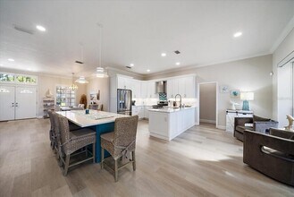 6708 Drewrys Bluff in Bradenton, FL - Building Photo - Building Photo