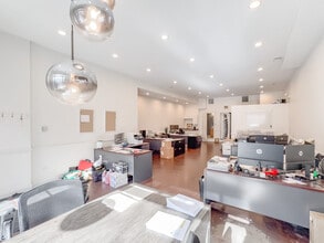 1724 W Belmont Ave, Unit A02C in Chicago, IL - Building Photo - Building Photo