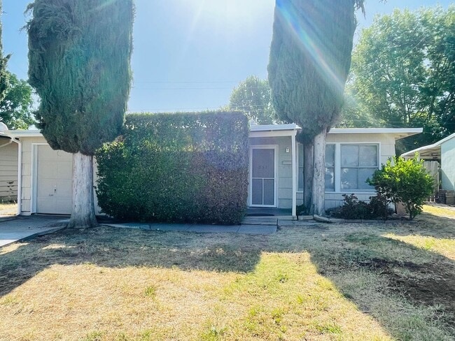 property at 851 Greenwood Ave