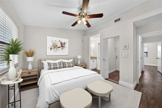 1921 NE 15th Ave in Fort Lauderdale, FL - Foto de edificio - Building Photo