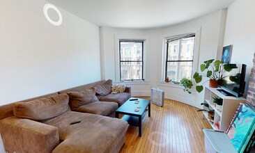 878 Huntington Ave, Unit 2 in Boston, MA - Building Photo - Building Photo