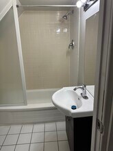 165 Victoria St N in Kitchener, ON - Building Photo - Building Photo