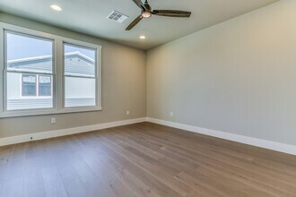 311 E Evergreen St in San Antonio, TX - Building Photo - Building Photo