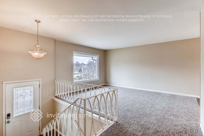 1381 Alberta Ct in Glendale Heights, IL - Foto de edificio - Building Photo