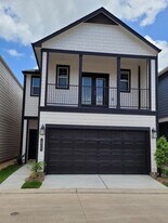 10323 Harmon Smith Dr. in Houston, TX - Building Photo