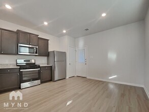 15442 Maple Ter Dr in Conroe, TX - Foto de edificio - Building Photo