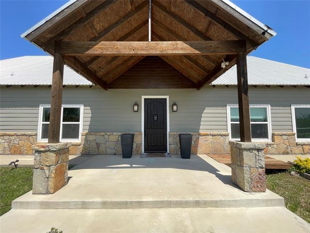 840 Meadow Ln in Weatherford, TX - Building Photo - Building Photo