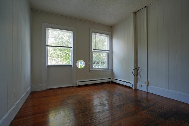 property at 1 Ashford Ct