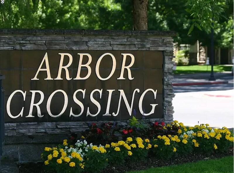 696 NE Adwick Dr in Beaverton, OR - Building Photo