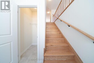 42 George Bales Ln in Richmond Hill, ON - Building Photo - Building Photo