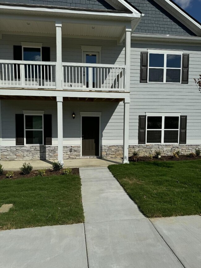 329 Canonbury Dr in Lebanon, TN - Building Photo - Building Photo